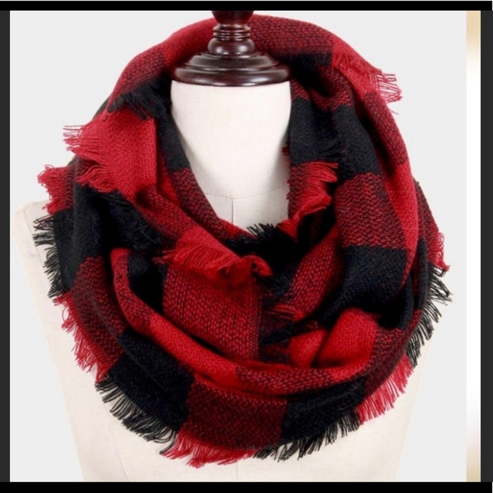 GREAT 🎁 Buffalo Plaid Infinity Sca…